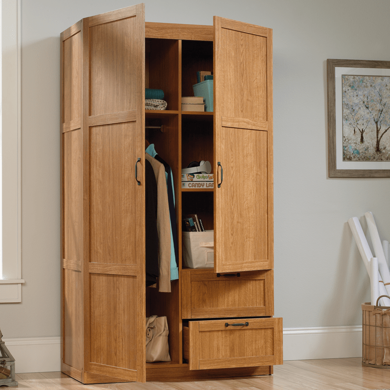 Lott Armoire