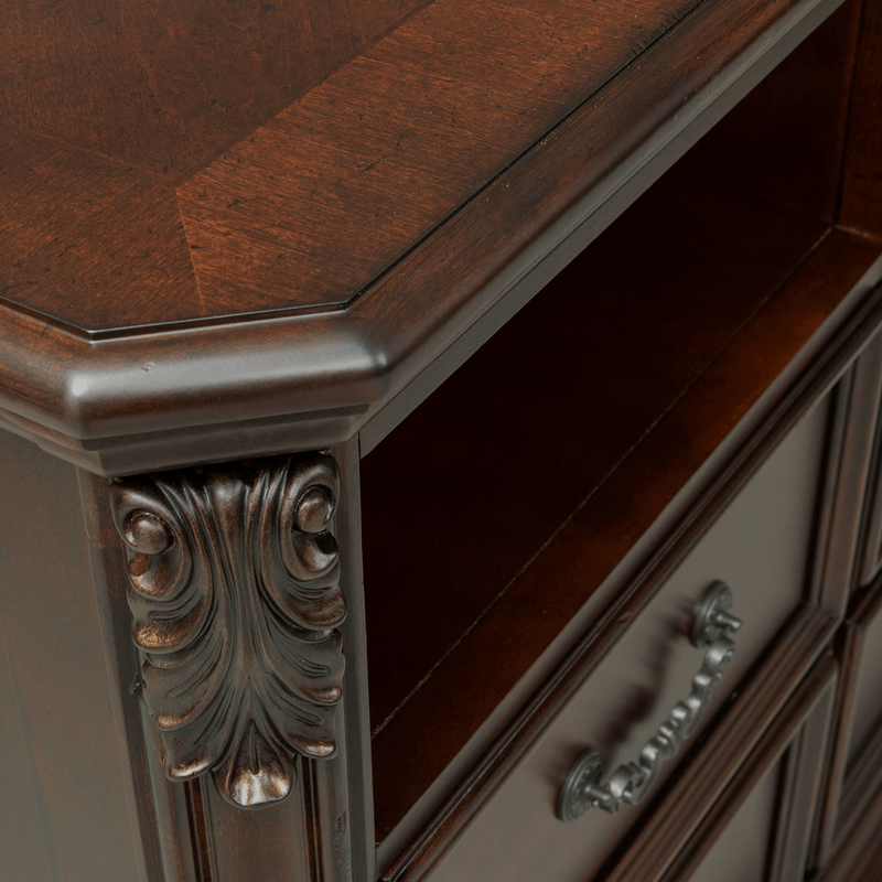 Amala 4 - Drawer Dresser